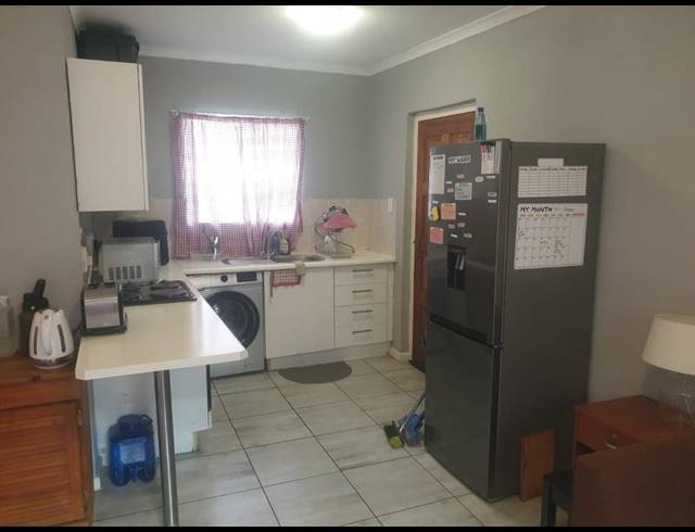 2 BEDROOM PROPERTY TO RENT IN NORTHCLIFF